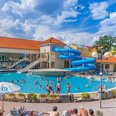 Hotel Three Lilies Inkl Aquaforum Františkovy Lázně Εξωτερικό φωτογραφία