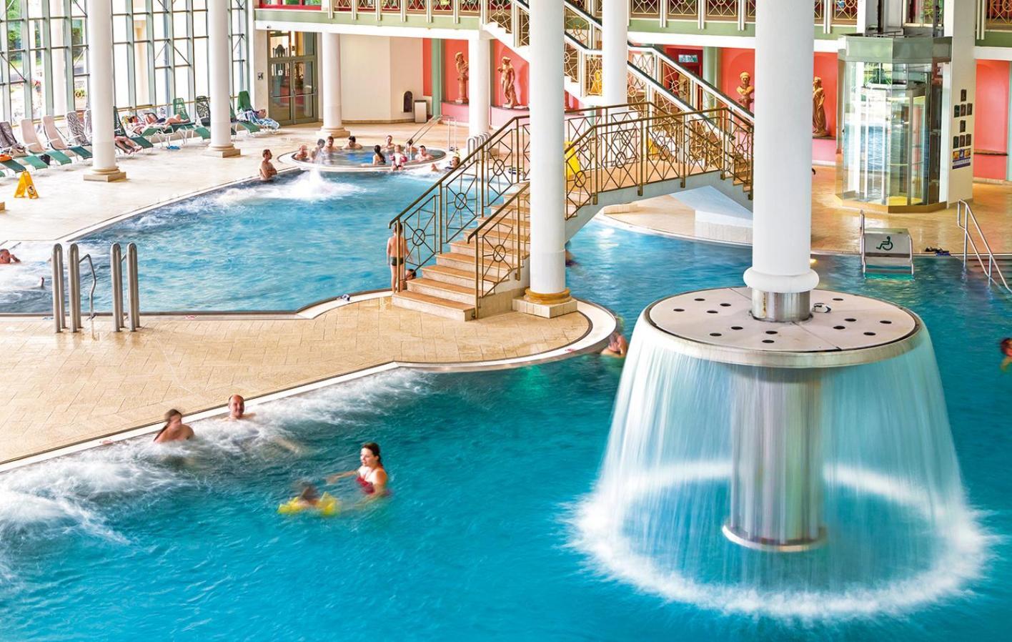 Hotel Three Lilies Inkl Aquaforum Františkovy Lázně Εξωτερικό φωτογραφία