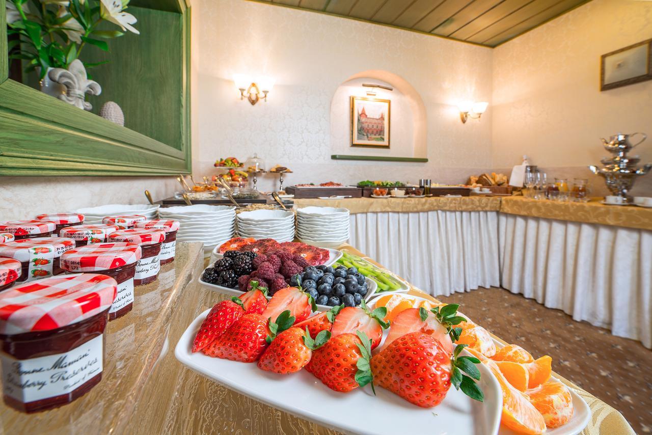 Hotel Three Lilies Inkl Aquaforum Františkovy Lázně Εξωτερικό φωτογραφία