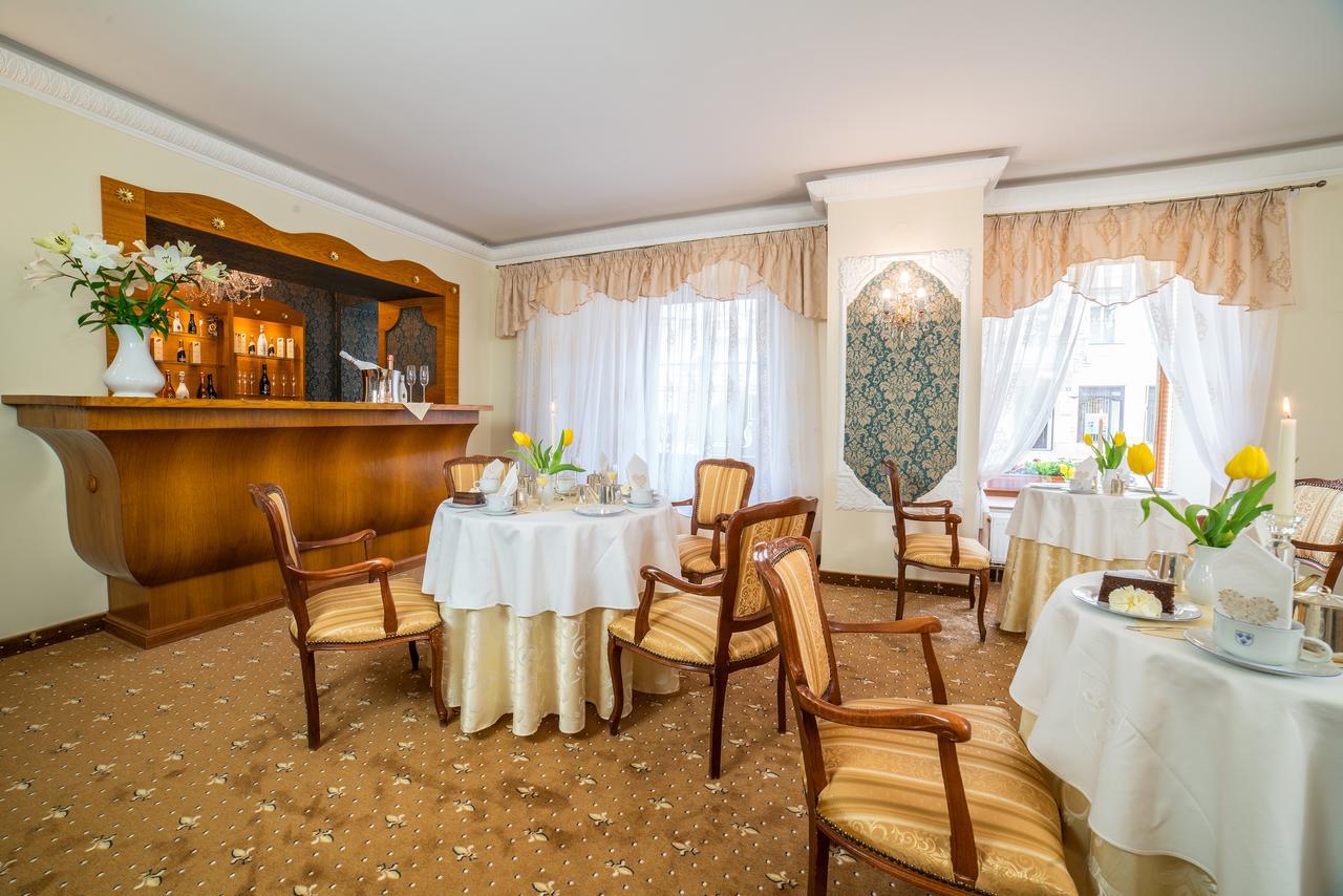 Hotel Three Lilies Inkl Aquaforum Františkovy Lázně Εξωτερικό φωτογραφία